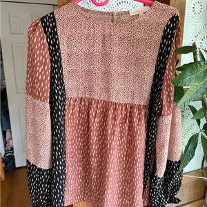 Elegant Pink and Black Patterned Blouse